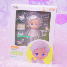 Load image into Gallery viewer, Norman Nendo Figure