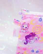 Load image into Gallery viewer, Magical Cats Flat Pouch Bag
