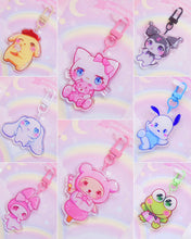 Load image into Gallery viewer, Kawaii Character Keychain