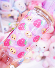 Load image into Gallery viewer, Kuma Strawberry Glass Can 16oz